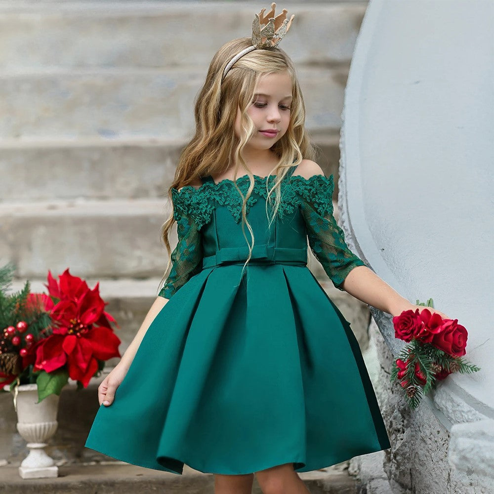 Elegant Lace Dress – Simple Style with Sophistication