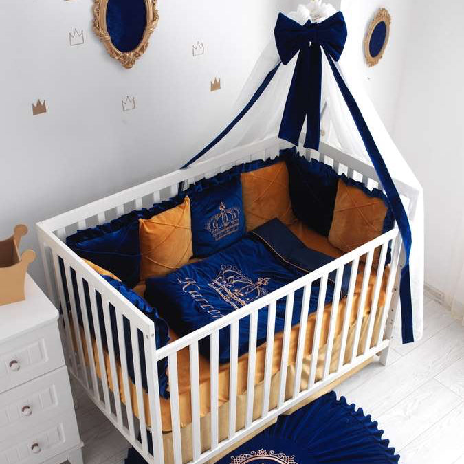 Luxury Baby Crib Bedding Set – Crown Embroidered Blanket & Rug